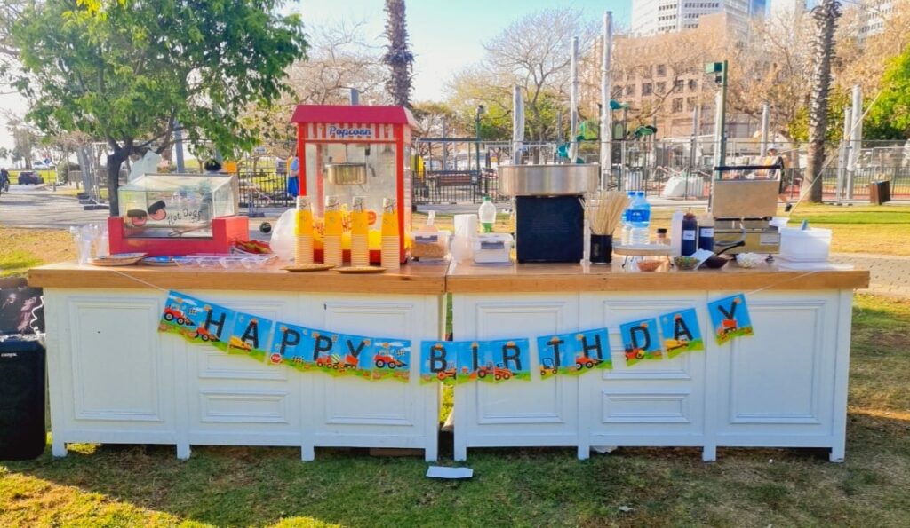 מתנפחים להשכרה - מתנפחים לאירועים - טריפולנד - מתנפחים לימי הולדת