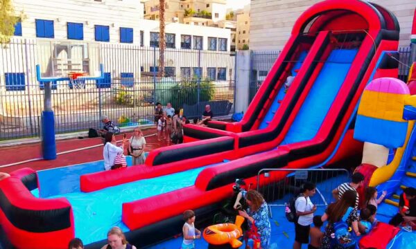 ספיידר אקסטרים ענקי לאירועים | השכרת מתנפח מים